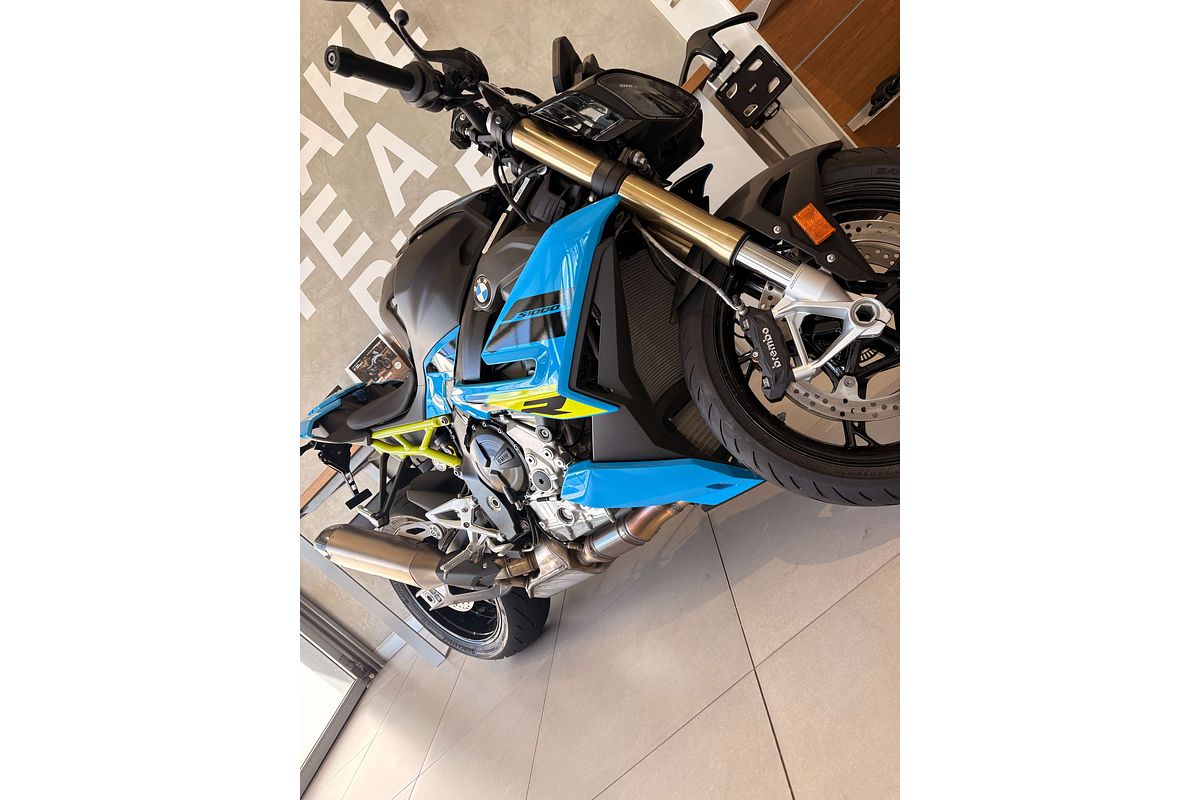 2025 BMW S 1000 R Sport S 1000