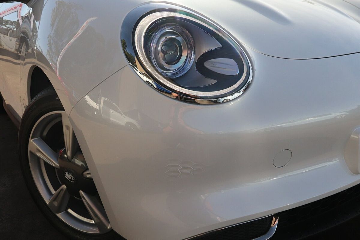2026 GWM Ora Lux ES11
