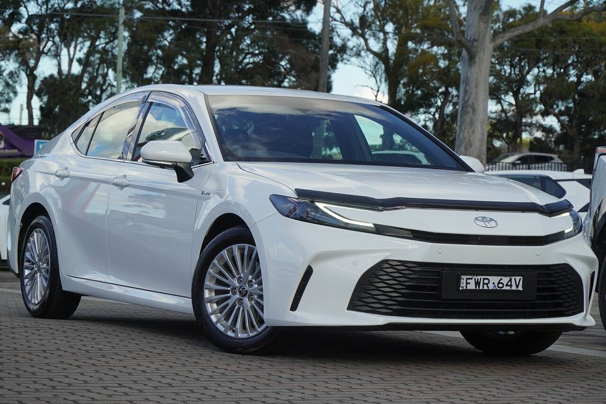 2025 Toyota Camry Ascent AXVH80R