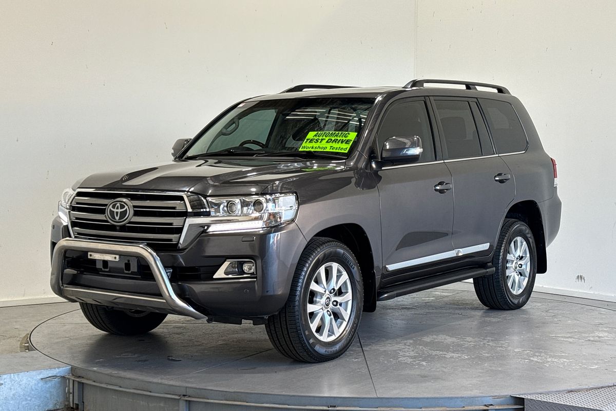 2018 Toyota Landcruiser Sahara VDJ200R
