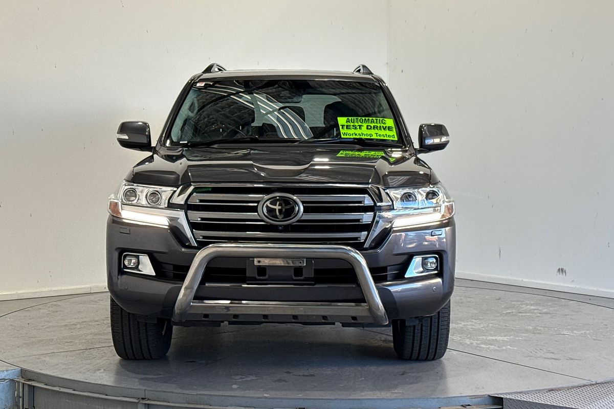 2018 Toyota Landcruiser Sahara VDJ200R