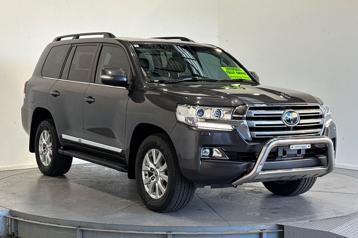 2018 Toyota Landcruiser Sahara VDJ200R