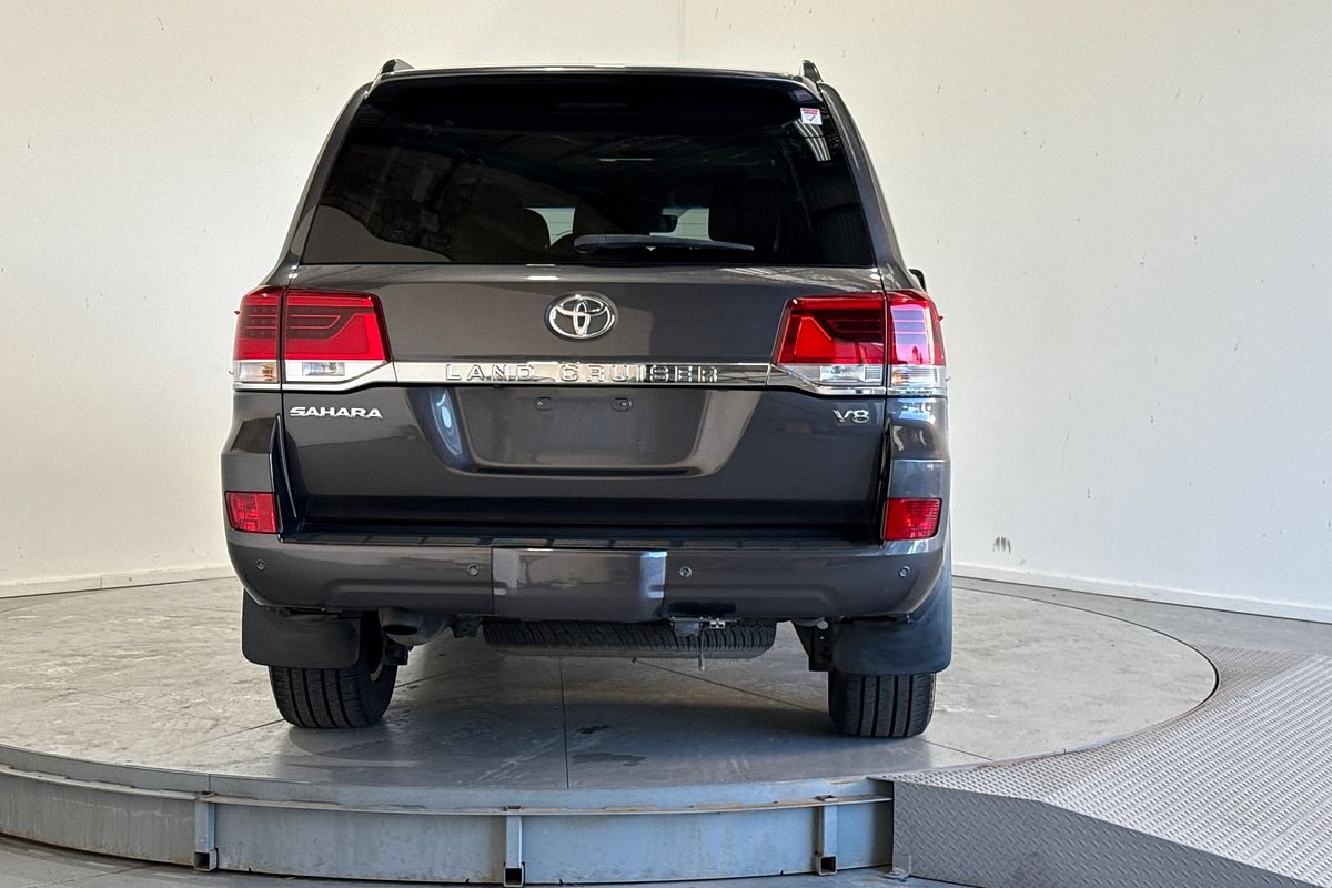 2018 Toyota Landcruiser Sahara VDJ200R