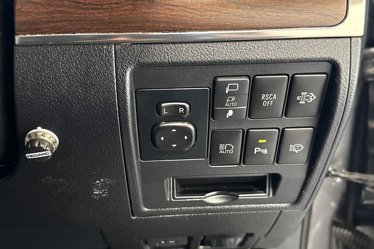 2018 Toyota Landcruiser Sahara VDJ200R