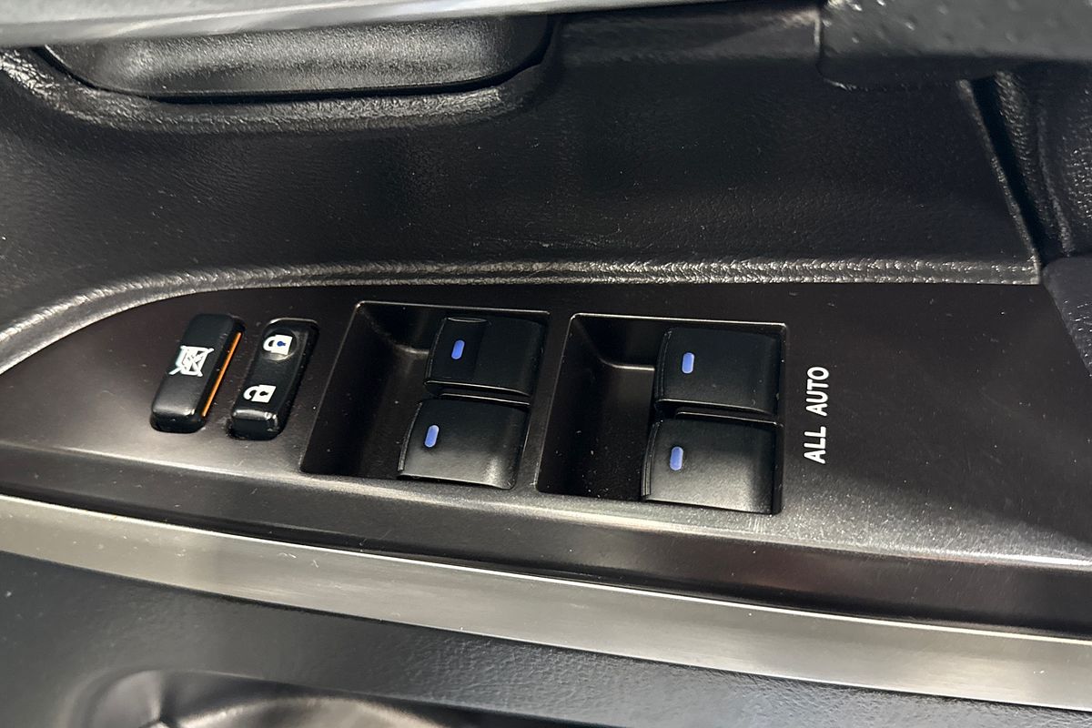 2018 Toyota Landcruiser Sahara VDJ200R
