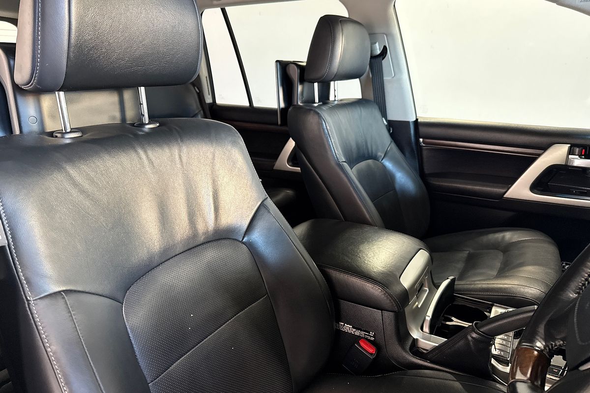2018 Toyota Landcruiser Sahara VDJ200R