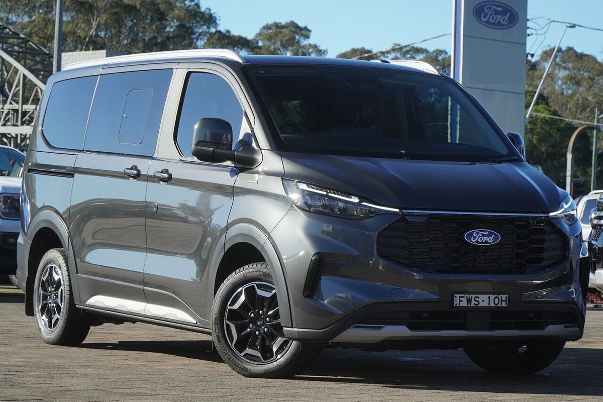 2025 Ford Tourneo Active AV SWB