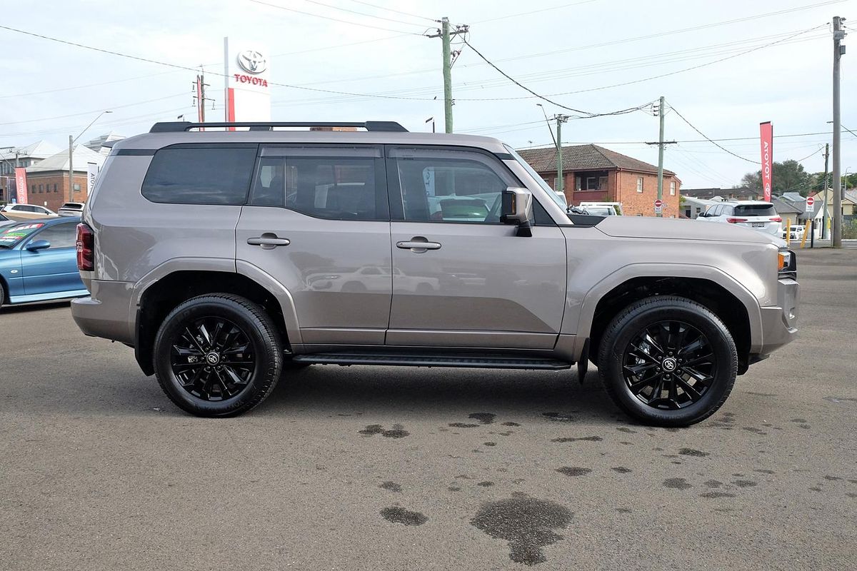 2025 Toyota Landcruiser Prado VX GDJ251R