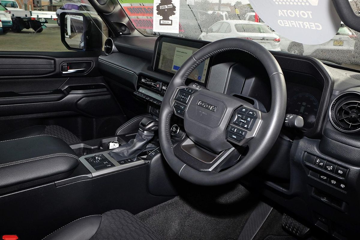 2025 Toyota Landcruiser Prado VX GDJ251R