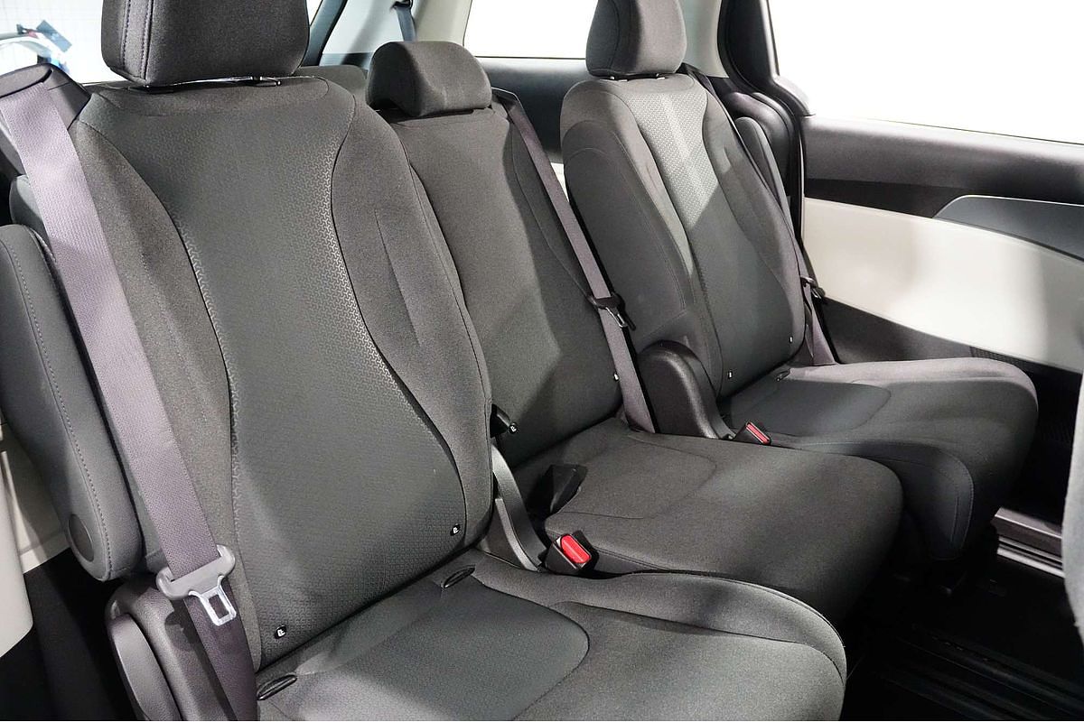 2022 Kia Carnival S KA4