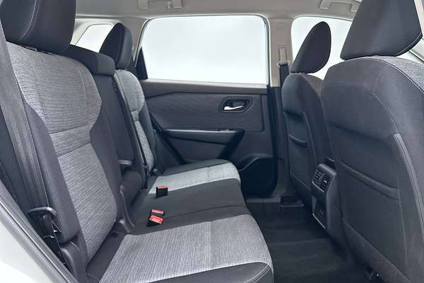 2024 Nissan X-TRAIL ST T33 thumb-11
