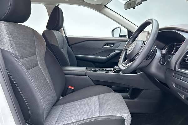2024 Nissan X-TRAIL ST T33 thumb-12