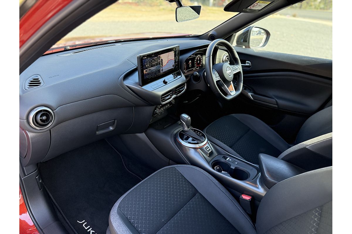 2024 Nissan JUKE ST-L F16