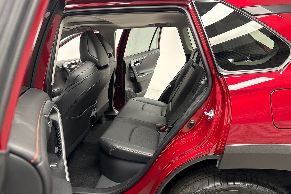 2021 Toyota RAV4 Edge AXAH54R