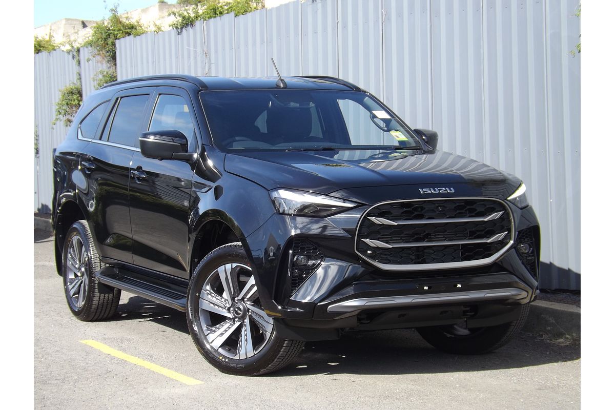 2026 Isuzu MU-X LS-T