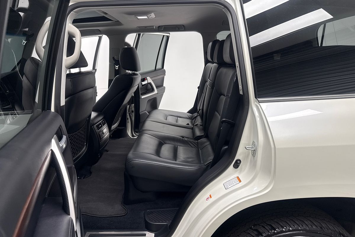 2017 Toyota Landcruiser VX VDJ200R
