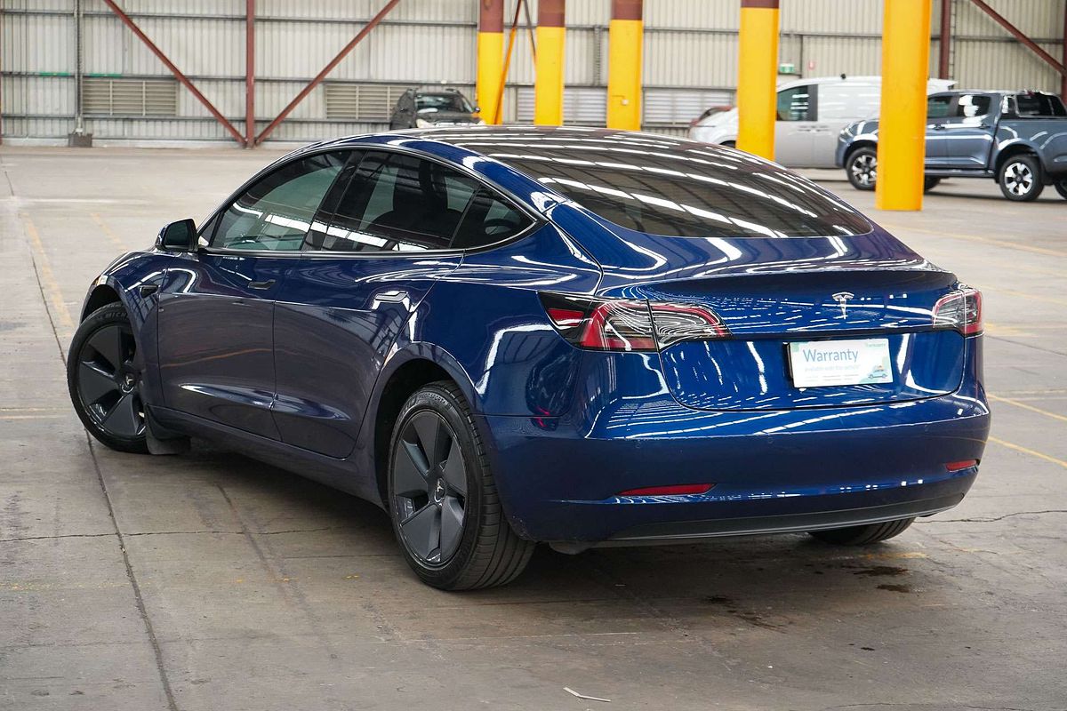 2022 Tesla Model 3 Rear-Wheel Drive