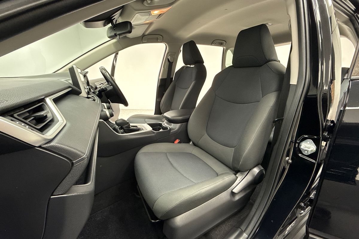 2020 Toyota RAV4 GX AXAH52R