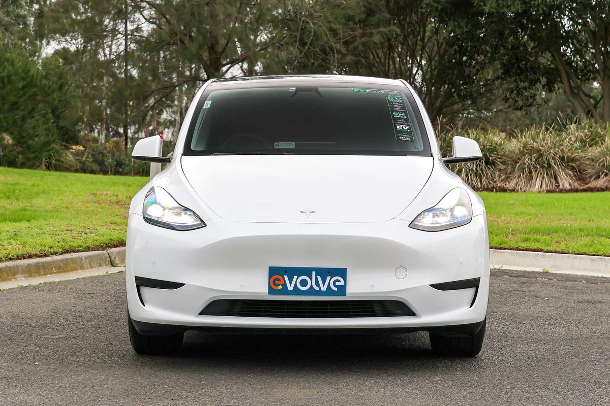 2022 Tesla Model Y Rear-Wheel Drive