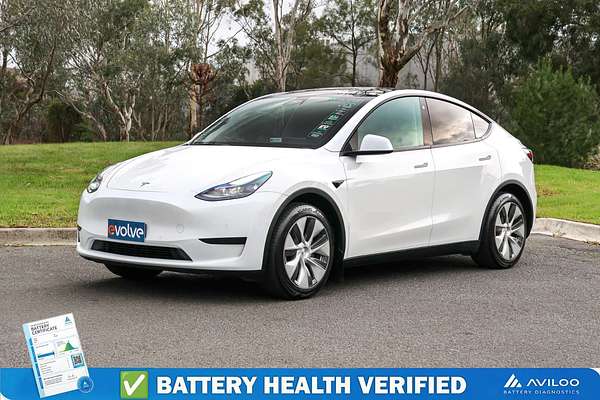 2022 Tesla Model Y Rear-Wheel Drive