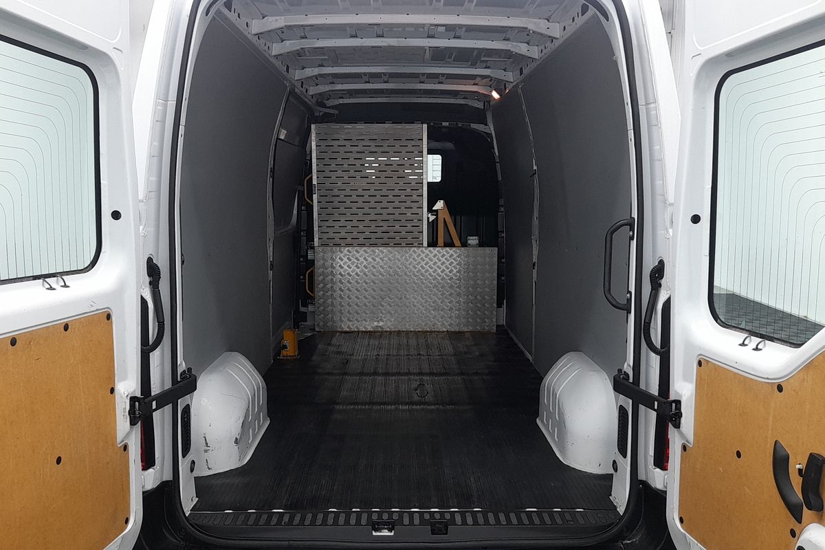 2022 Renault Master Pro 110kW X62 Phase 2 LWB Mid Roof