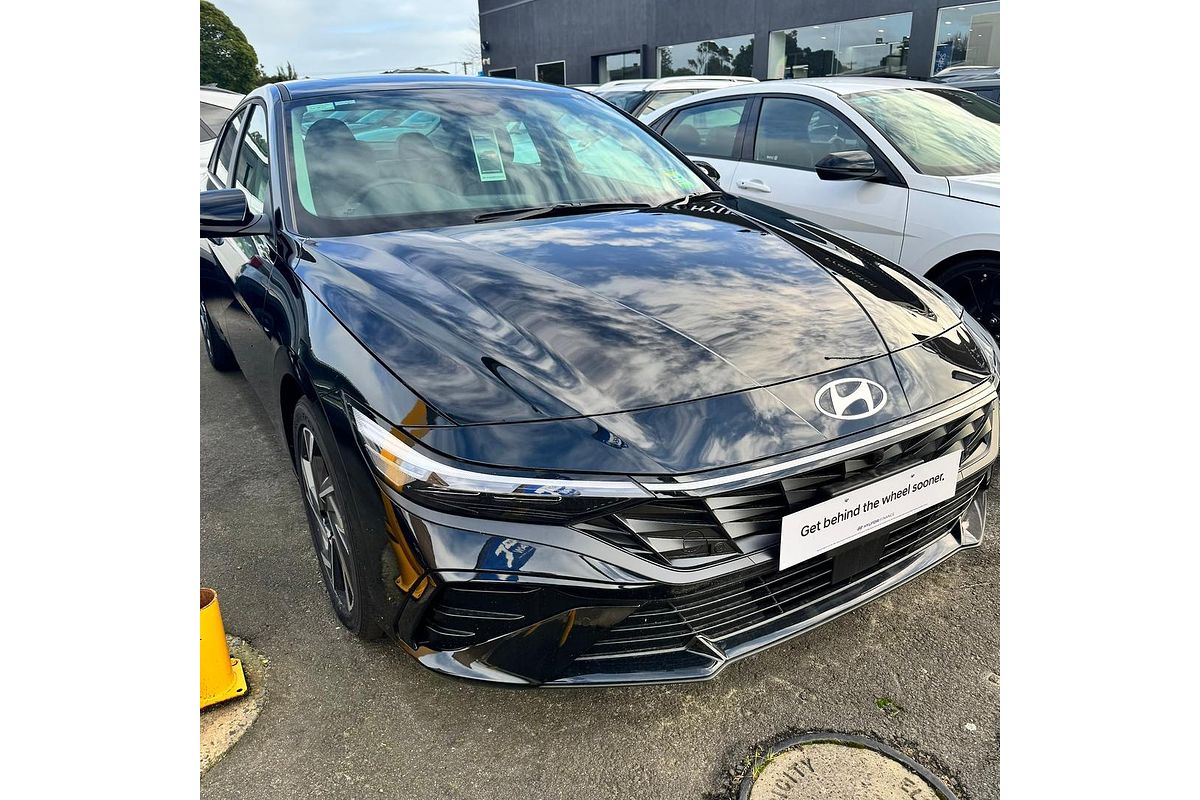 2025 Hyundai i30 Premium CN7.V4