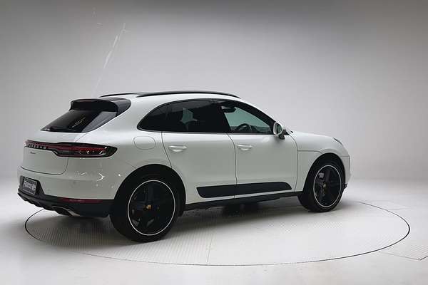 2019 Porsche Macan 95B thumb-7