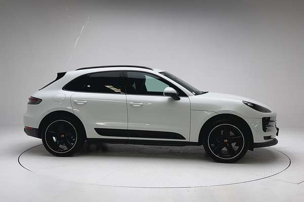 2019 Porsche Macan 95B thumb-8
