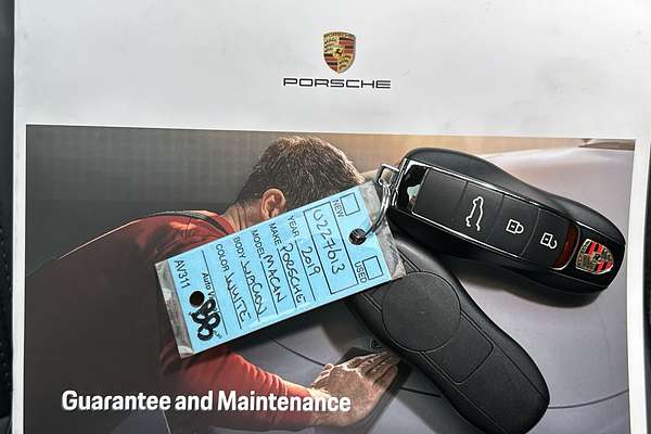 2019 Porsche Macan 95B thumb-22