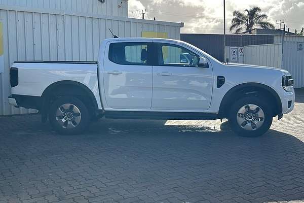 2025 Ford Ranger PHEV XLT 4X4 2.3L thumb-5