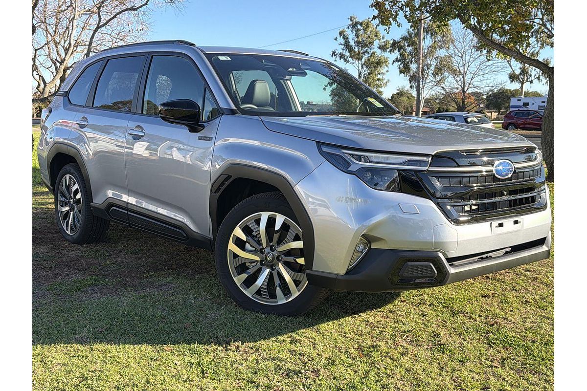2025 Subaru Forester Hybrid Touring S6