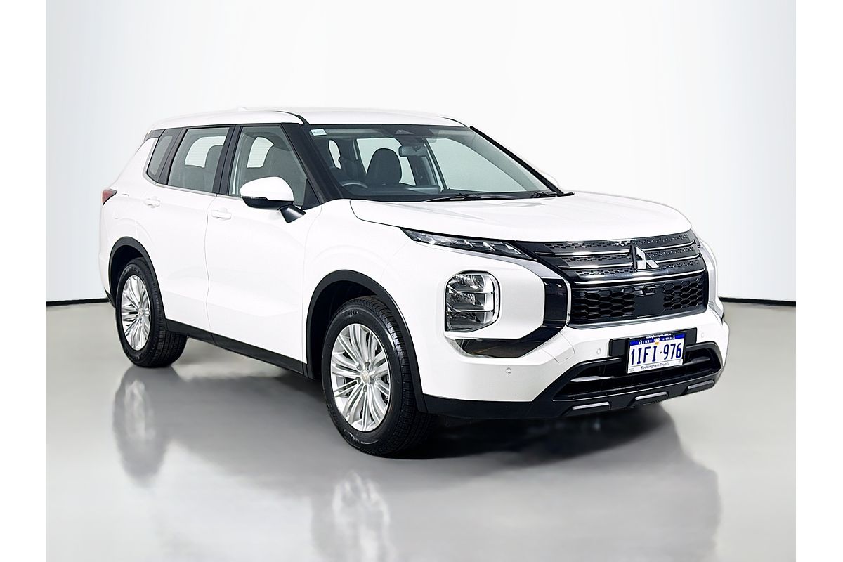 2024 Mitsubishi Outlander ES ZM
