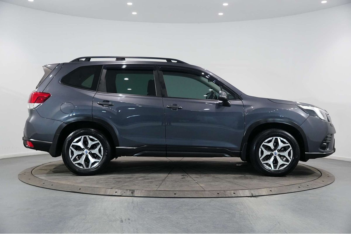 2022 Subaru Forester 2.5i-L S5