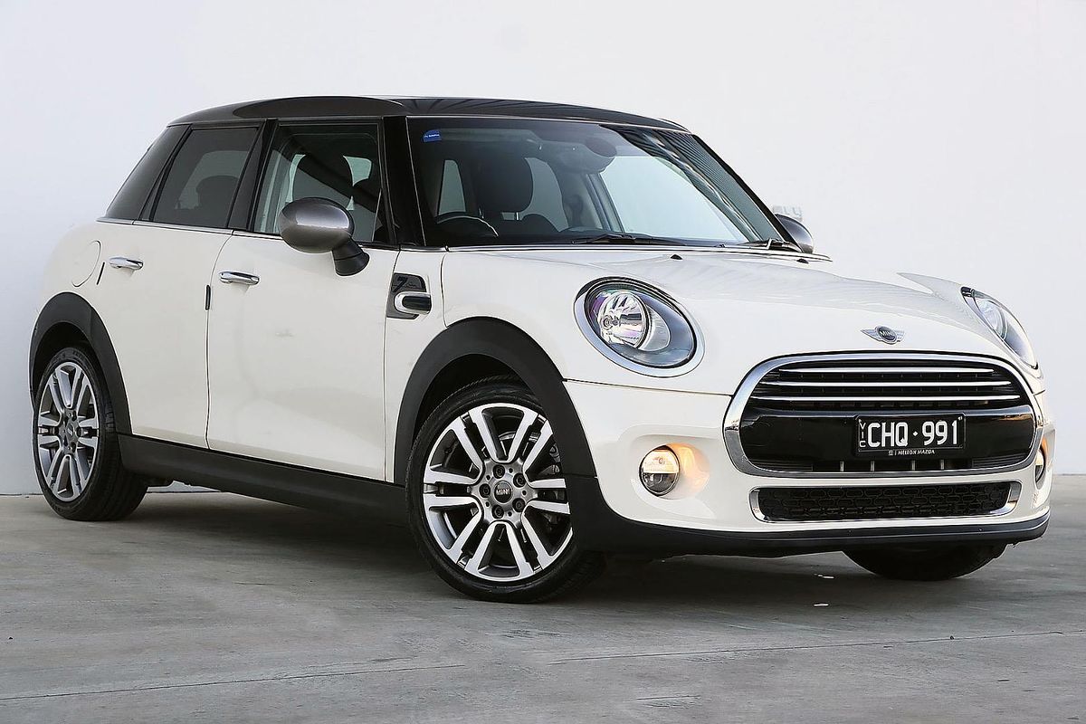 2017 MINI Hatch Cooper F55