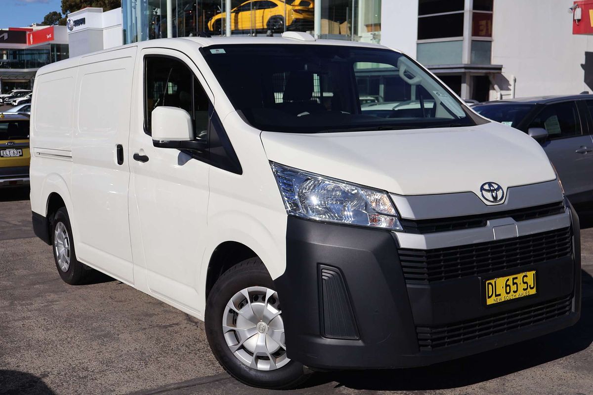 2022 Toyota Hiace GDH300R LWB