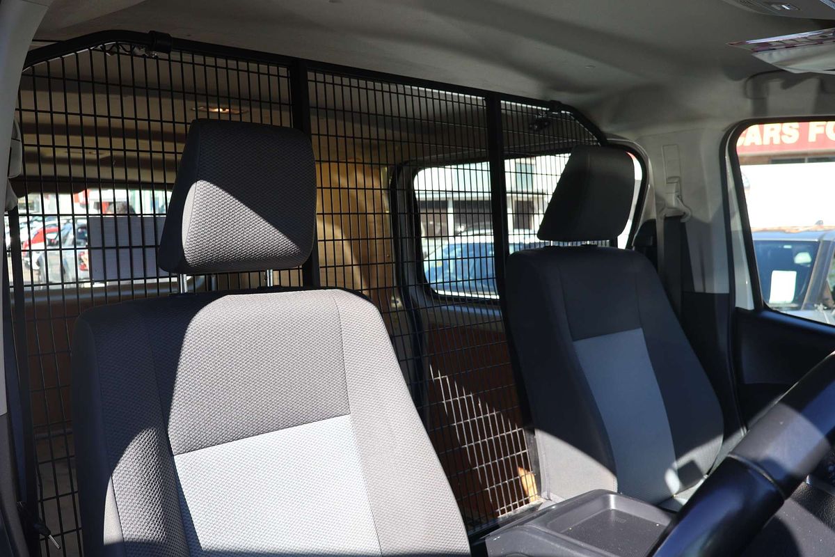 2022 Toyota Hiace GDH300R LWB image 4