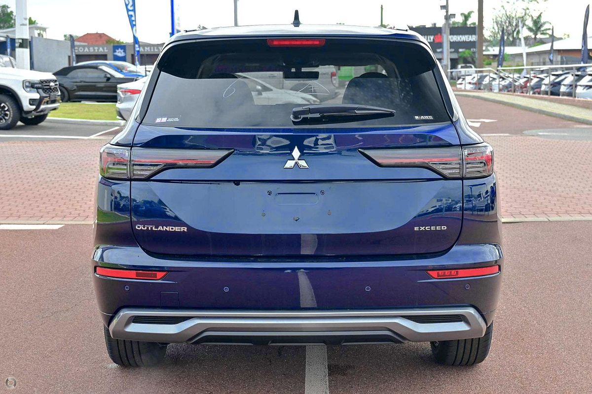 2026 Mitsubishi Outlander Exceed ZM