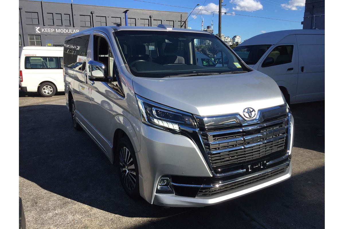 2022 Toyota GRANVIA STANDARD (6 SEATS) GDH303R