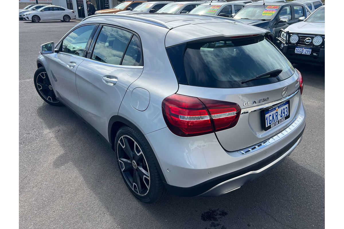 2017 Mercedes-Benz GLA-Class GLA250 X156