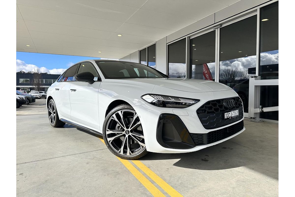 2025 Audi A5 TFSI 150kW S line B10