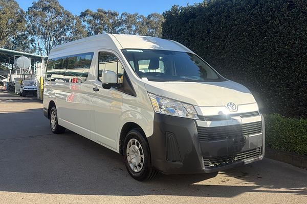 2021 Toyota Hiace Commuter GL GDH322R ELWB High Roof