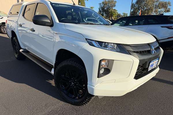 2021 Mitsubishi Triton GLX-R MR 4X4