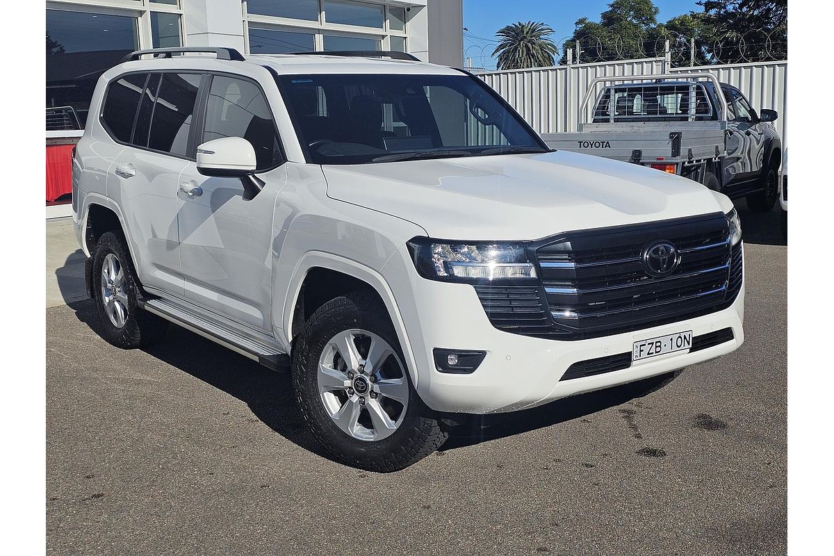 2023 Toyota Landcruiser GXL FJA300R