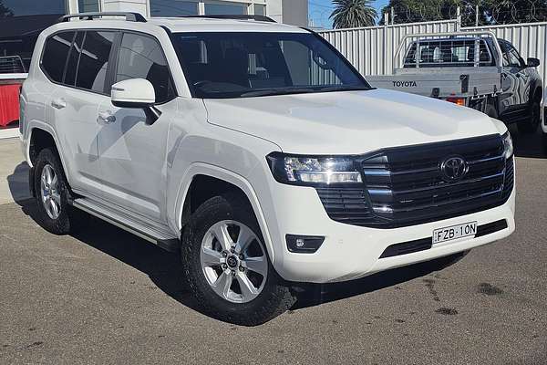 2023 Toyota Landcruiser GXL FJA300R