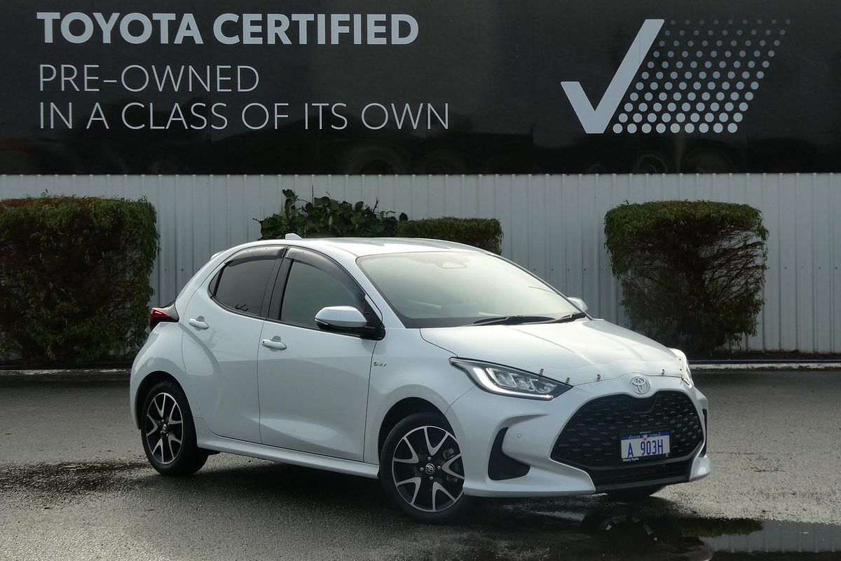 2025 Toyota Yaris SX Hybrid MXPH10R