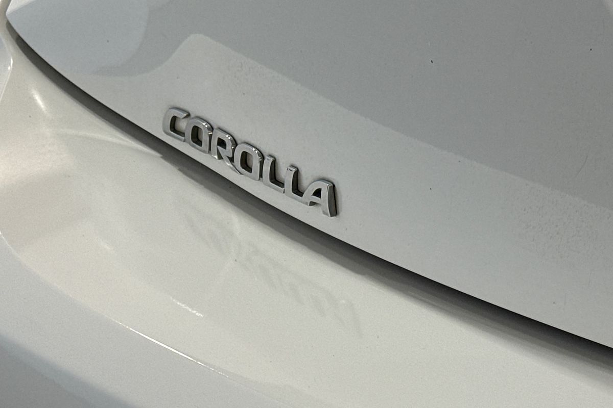 2022 Toyota Corolla Ascent Sport Hybrid ZWE211R