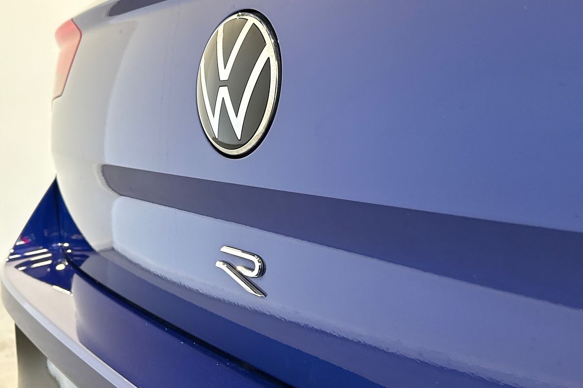 2022 Volkswagen T-Roc R Grid Edition D11