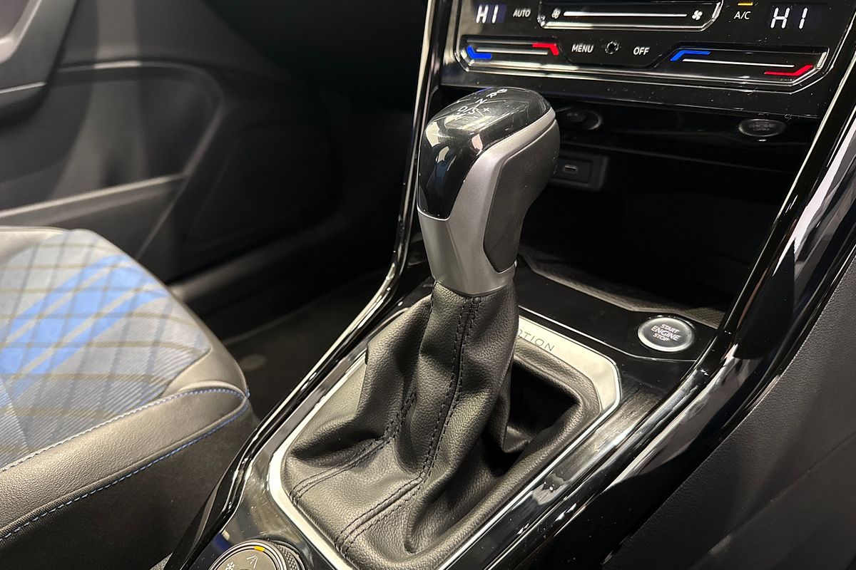 2022 Volkswagen T-Roc R Grid Edition D11