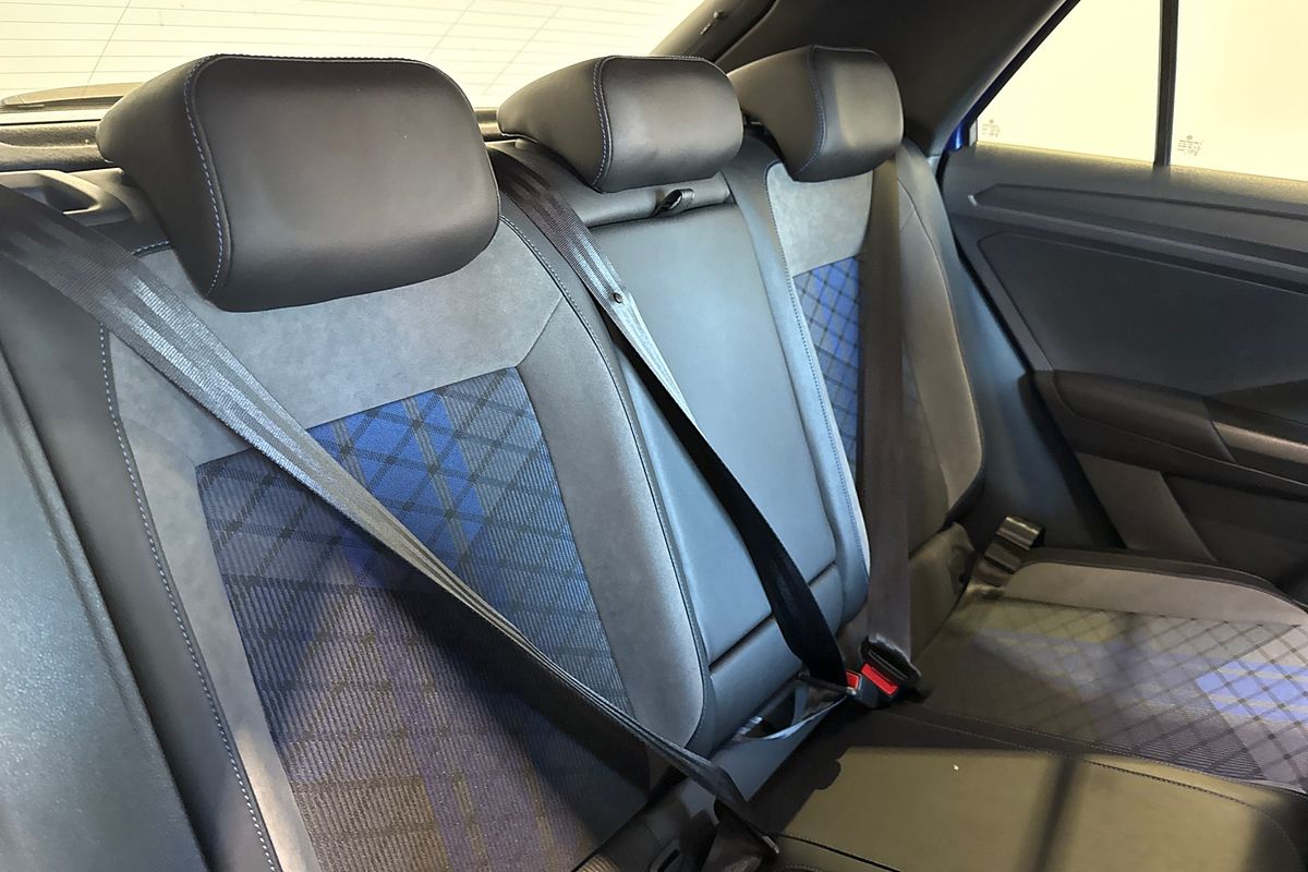 2022 Volkswagen T-Roc R Grid Edition D11