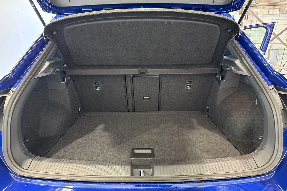 2022 Volkswagen T-Roc R Grid Edition D11